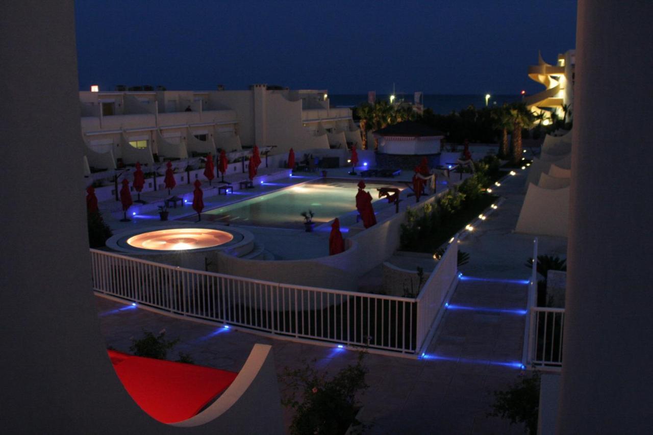 Le Jardin D'Eden "Reserve Aux Couples" Agde Exterior photo