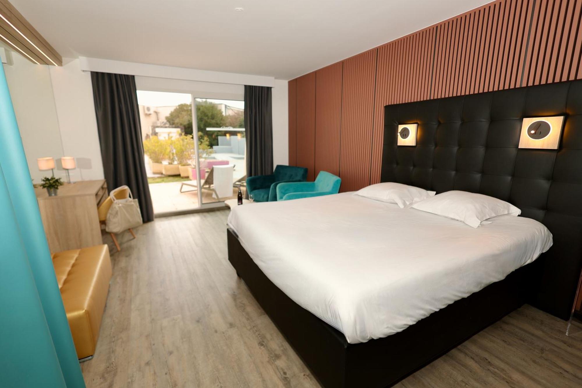 Le Jardin D'Eden "Reserve Aux Couples" Agde Exterior photo